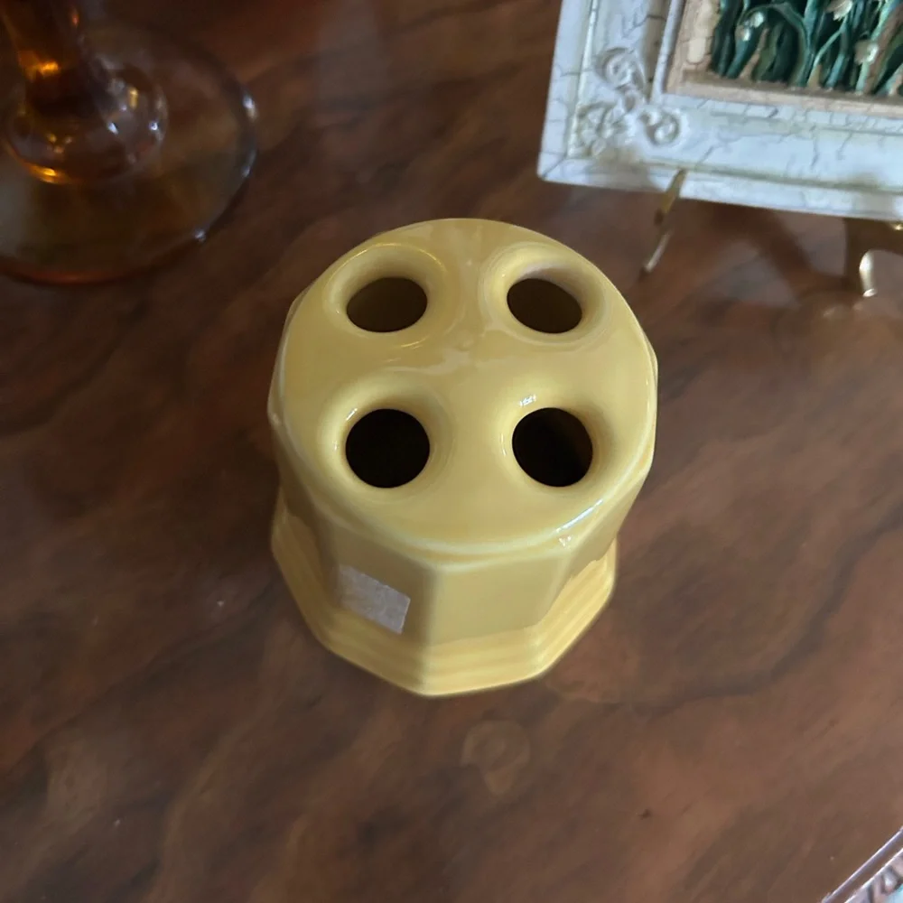 Vintage Pfaltzgraff Yellow Toothbrush Holder